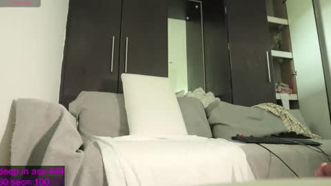 lusciouslipsxx online show from 12-02-25, 07:03