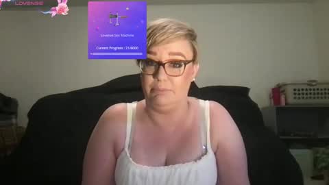 Luscious Kitten online show from 10-07-25, 01:58