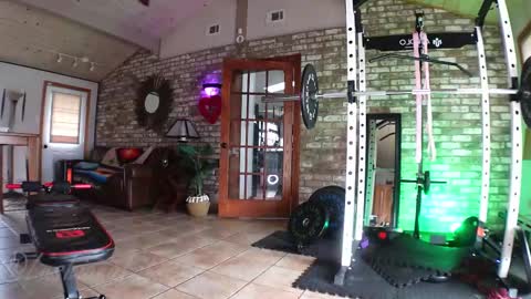 Snapshot of lushianafitness chatting on 11-14-25, 03:33 SHOWS ALL MONDAY WEDNESDAYFRIDAYSATURDAY IN THE MORNING online show from 11-14-25, 03:33