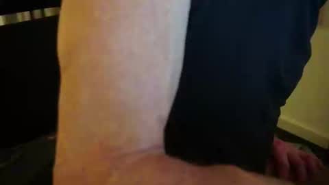 Snapshot of lust62 chatting on 11-14-25, 02:43 lust62 online show from 11-14-25, 02:43