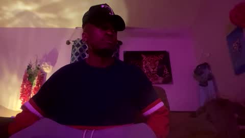 LUST online show from 11-25-25, 07:19