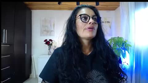 Angela 3 online show from 10-04-25, 08:51