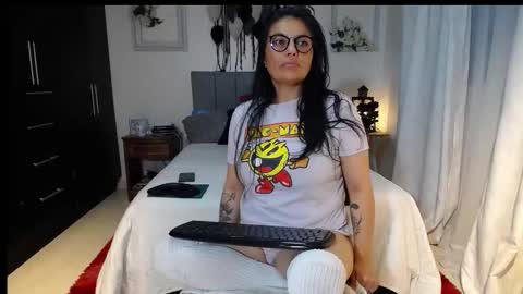 Angela 3 online show from 01-05-26, 10:46