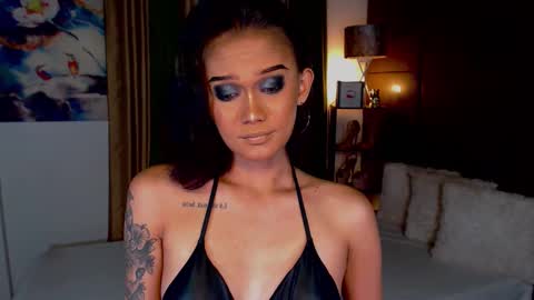 AdriannaFowks online show from 02-16-25, 08:10