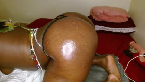 lustrous-choco online show from 02-18-26, 01:23