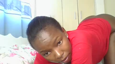 Snapshot of lustrousnerd chatting on 10-13-25, 06:24 Noreh online show from 10-13-25, 06:24