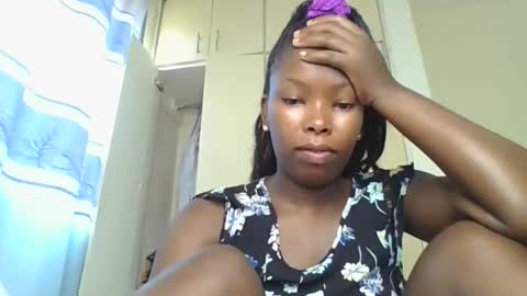 Snapshot of lustrousnerd chatting on 11-02-25, 04:15 Noreh online show from 11-02-25, 04:15