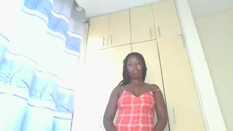 Snapshot of lustrousnerd chatting on 11-03-25, 03:52 Noreh online show from 11-03-25, 03:52