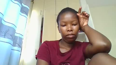 Snapshot of lustrousnerd chatting on 11-04-25, 03:49 Noreh online show from 11-04-25, 03:49