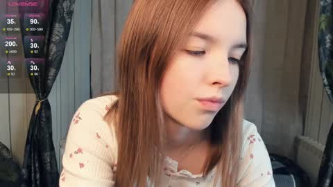 Snapshot of lusty_miss_di chatting on 01-28-25, 10:23 Isabel online show from 01-28-25, 10:23