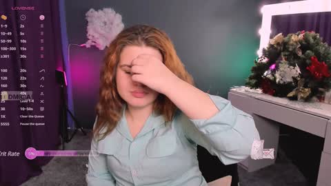 lusy_puff online show from 01-03-25, 04:55