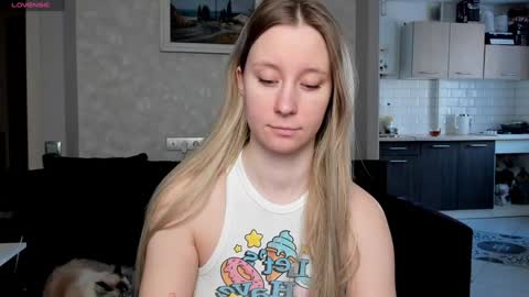 LusyaGreenberg online show from 02-08-25, 12:17