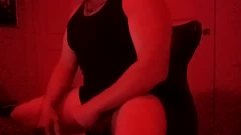 Snapshot of luv2toknstrok chatting on 10-06-25, 08:56 Luv2tokNstrok online show from 10-06-25, 08:56