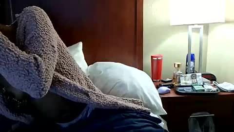 luvbug555 online show from 11-04-25, 11:20