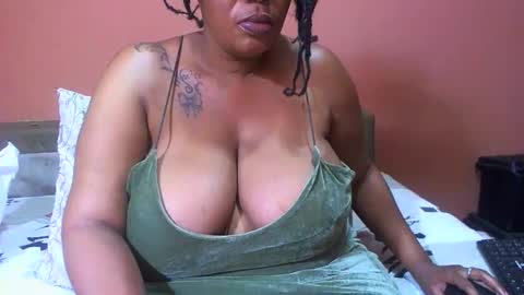 Snapshot of luvcandy85 chatting on 12-26-24, 03:59 luvcandy85 online show from 12-26-24, 03:59