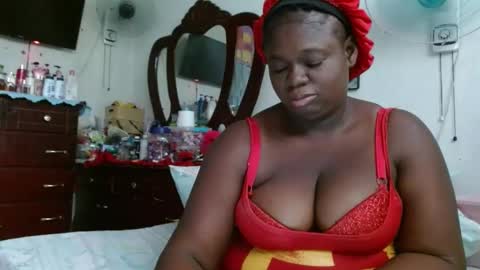 Shereena Contact me  Sherbunnyboo online show from 12-27-24, 10:05