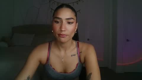 Liv 3 online show from 11-20-25, 12:22