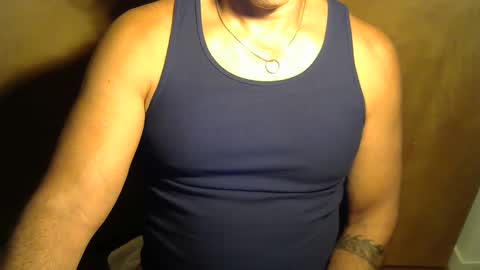 Snapshot of luvzjerkingoff chatting on 09-30-25, 05:12 luvzjerkingoff online show from 09-30-25, 05:12