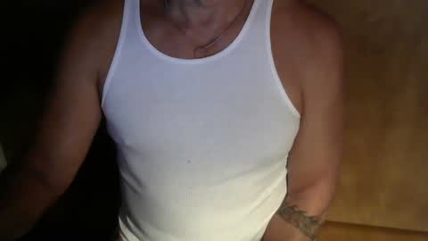 Snapshot of luvzjerkingoff chatting on 10-01-25, 01:39 luvzjerkingoff online show from 10-01-25, 01:39