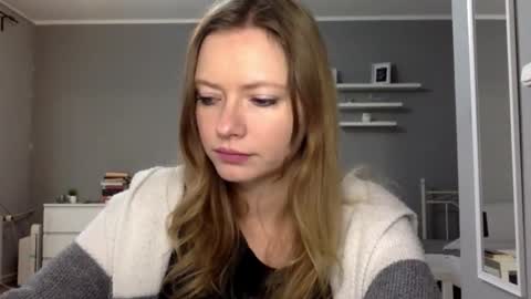 Millie online show from 11-23-25, 02:39