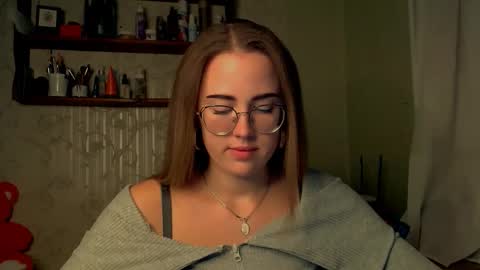 Katie online show from 11-18-25, 04:11