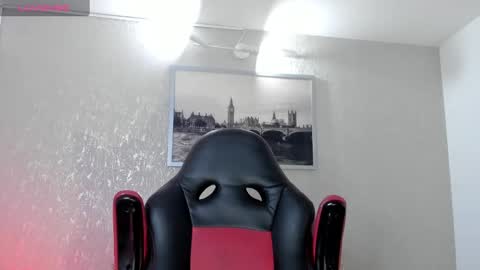    online show from 11-12-25, 02:56