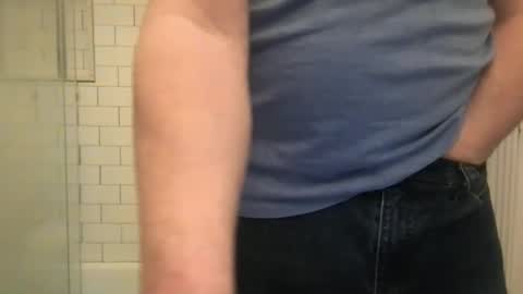 lvguynextdoor440656 online show from 03-01-26, 11:51