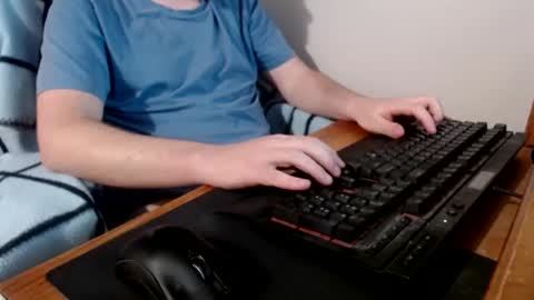 Snapshot of lxgxnd99 chatting on 03-09-25, 01:15 lxgxnd99 online show from 03-09-25, 01:15