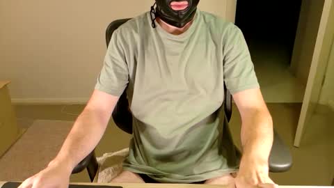 Snapshot of lxgxnd99 chatting on 02-15-26, 09:30 lxgxnd99 online show from 02-15-26, 09:30