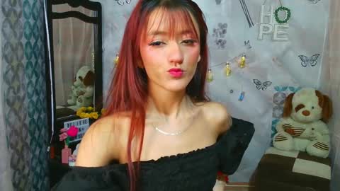 Call me Lia  online show from 01-24-25, 11:02