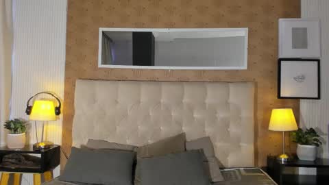 Snapshot of lyan_twink chatting on 11-08-25, 07:12 Lyan online show from 11-08-25, 07:12