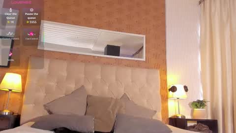 Snapshot of lyan_twink chatting on 11-20-25, 07:46 Lyan online show from 11-20-25, 07:46