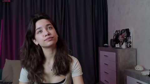 Lyanna online show from 11-09-25, 05:00