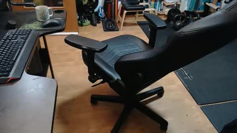 lycraboy123 online show from 02-02-26, 01:21