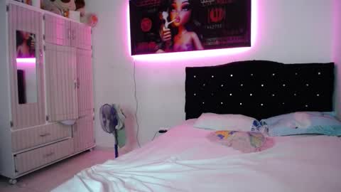 lyda   online show from 10-26-25, 12:49