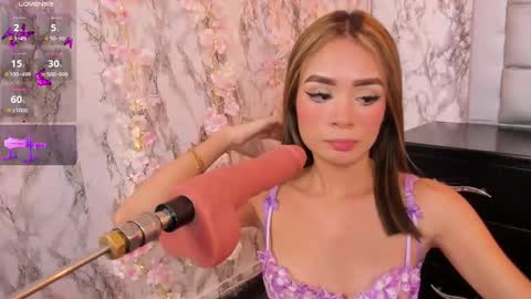 Snapshot of lyen_rae chatting on 02-18-25, 10:36 Lyen Rae online show from 02-18-25, 10:36