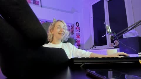 Lylith Skye NO NUDE model online show from 12-11-24, 02:33