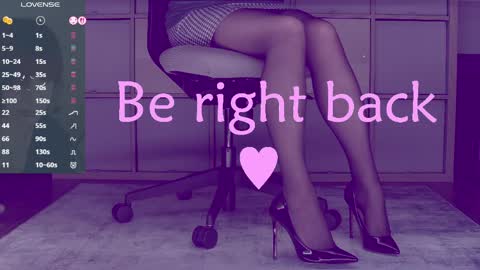 Snapshot of lyndawhite chatting on 04-08-26, 09:53 Lynda White online show from 04-08-26, 09:53