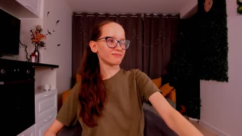 Sara online show from 01-20-25, 01:18
