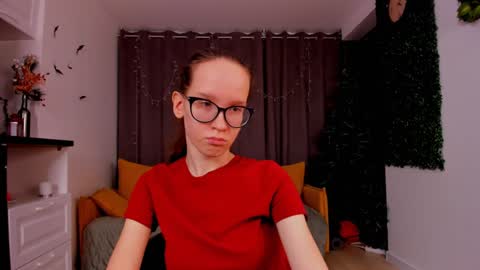 Sara online show from 01-20-25, 07:25