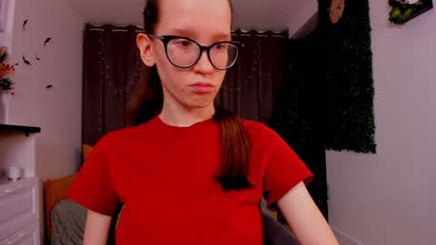 Sara online show from 01-21-25, 02:00