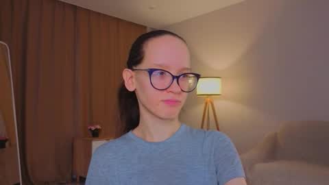 Sara online show from 03-05-26, 04:14