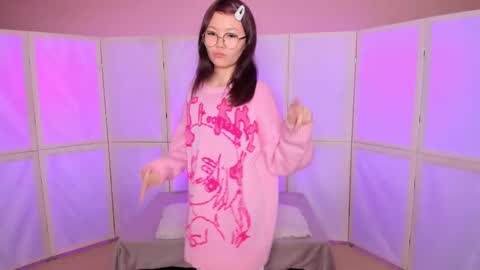 Suki online show from 01-27-25, 04:43