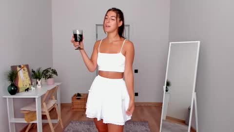 Snapshot of lynn_jackson chatting on 09-18-25, 06:26 LYNN online show from 09-18-25, 06:26