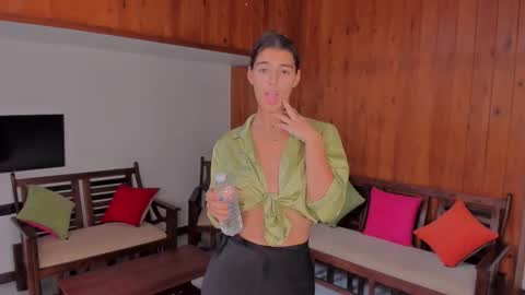 Snapshot of lynn_jackson chatting on 11-09-25, 04:44 LYNN online show from 11-09-25, 04:44