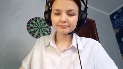 Snapshot of lynnettegustason chatting on 01-15-26, 06:29 Lynn online show from 01-15-26, 06:29