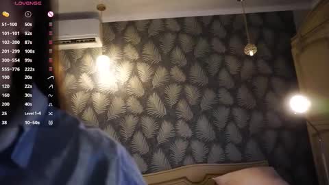 Snapshot of lynngroves chatting on 11-01-25, 05:09 Lola online show from 11-01-25, 05:09