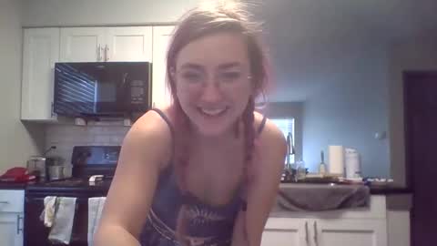 Snapshot of lynnkitten69000 chatting on 02-01-26, 03:43 Lynn online show from 02-01-26, 03:43