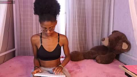 Lynx and Sun  online show from 09-15-25, 09:04