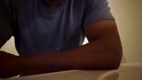 Lyon online show from 12-31-24, 12:15